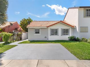 12012 SW 208th Ter, Miami, FL 33177