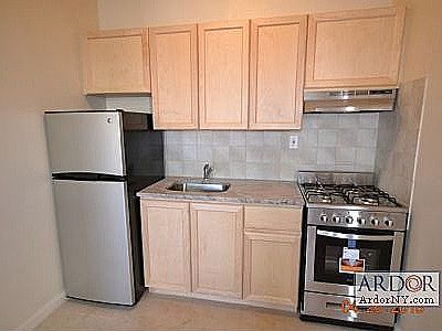 3rd image of 3831 Deerpath Dr W