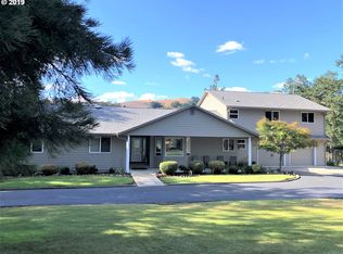 300 Whistlers Ln, Roseburg, OR 97470