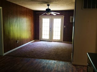 1907 E A Rd, West Frankfort, IL 62896