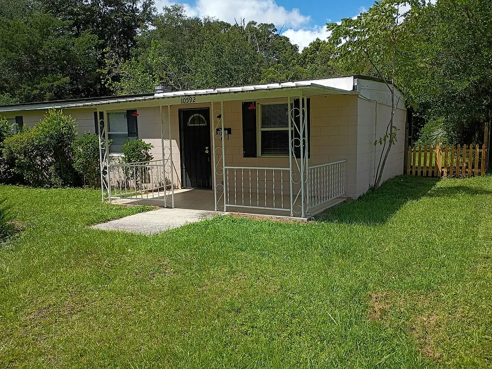10592 Haverford Rd