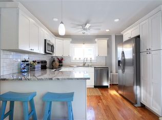 26 Prescott Hall Rd, Newport, RI 02840