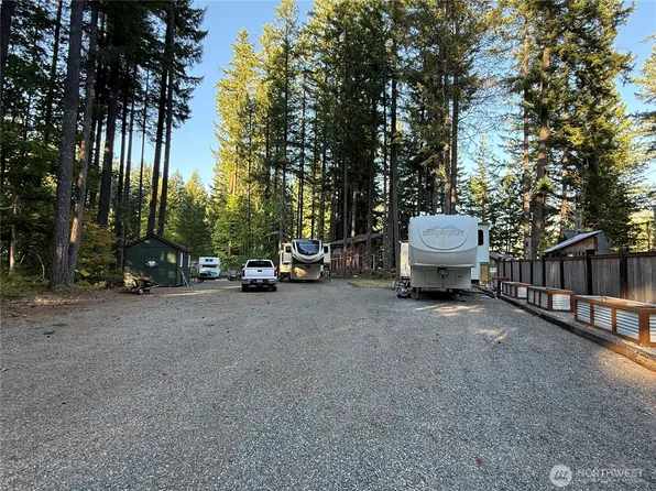 139 Sherwood Lane, Packwood, WA 98361