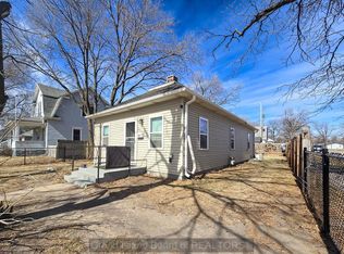 422 E 10th St, Grand Island, NE 68801