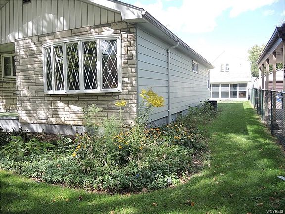 3rd image of 7802 Lindbergh Ave