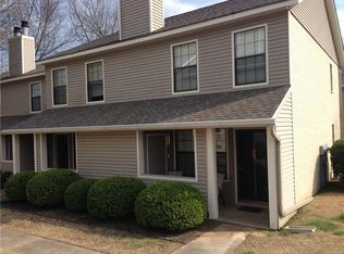 304 Fairway Cir, Springdale, AR 72764