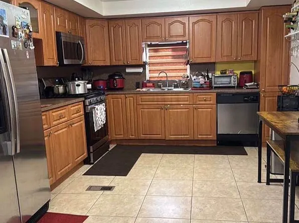 11201 SW 55th St Unit 16, Hollywood, FL 33025