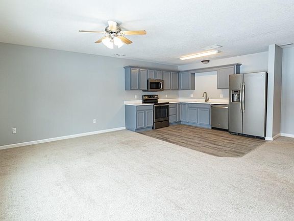 5th image of 3004 SW Sharmin Ln
