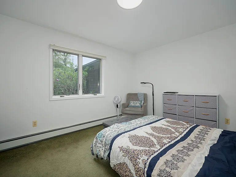 34 Maple Brook Rd — Photo 13