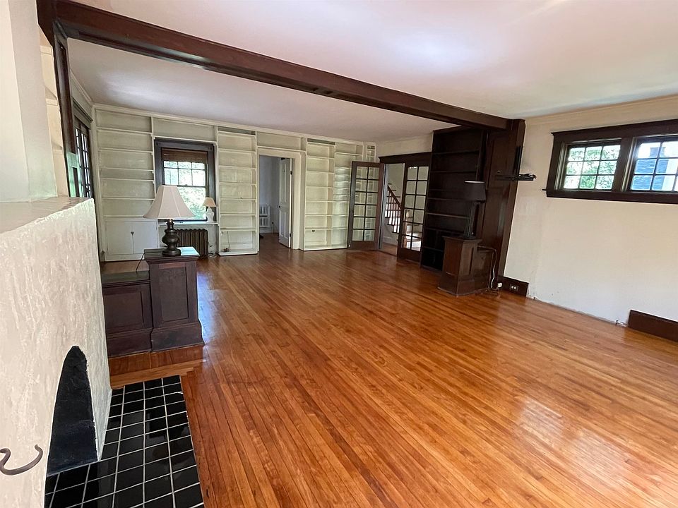 61 Main Street, Exeter, NH 03833 Zillow