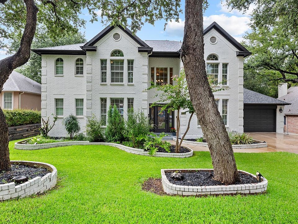 1st image of 949 Blue Forest Drive