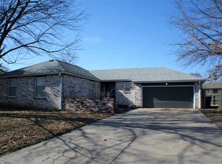 1645 N Main St, Rose Hill, KS 67133
