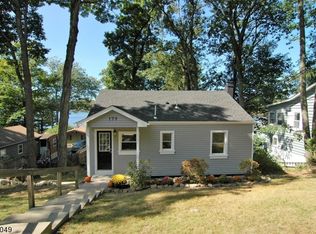 179 S New Jersey Ave, Lake Hopatcong, NJ 07849