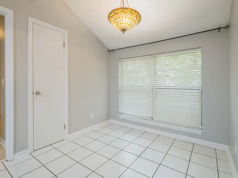 655 Osprey Dr — Photo 17