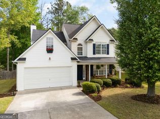 284 Covington Dr, Hiram, GA 30141