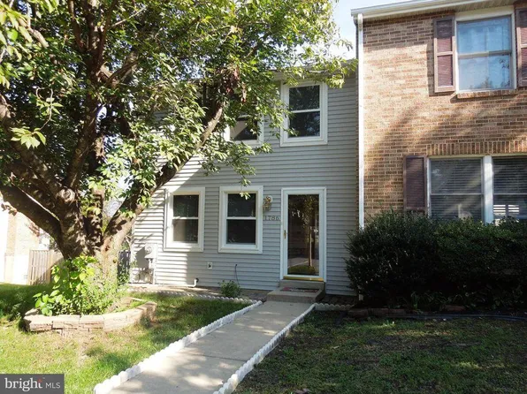 1786 Springfield Ln, Frederick, MD 21702