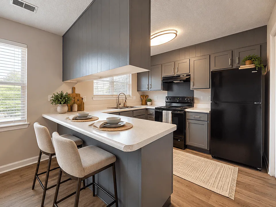 Madison Park Apartments & Townhomes
