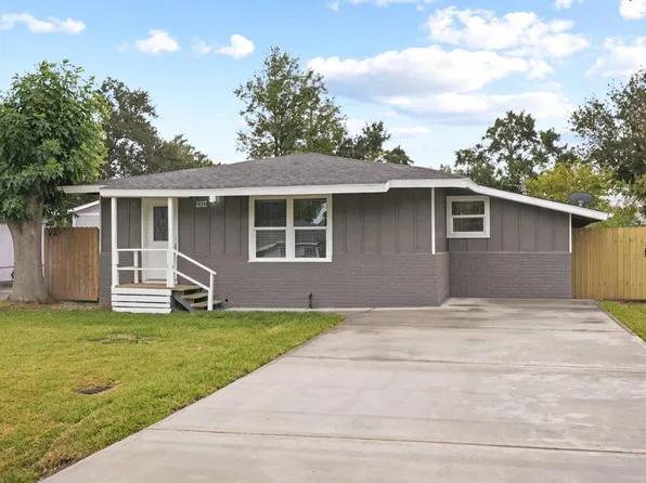 2317 19th Ave N, Texas City, TX 77590