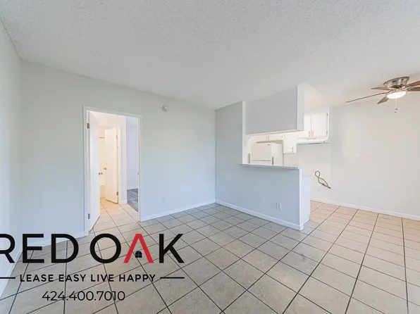 15500 Foothill Blvd, Sylmar, CA