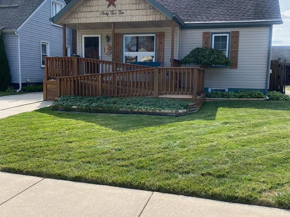 4210 Niagara St, Wayne, MI 48184