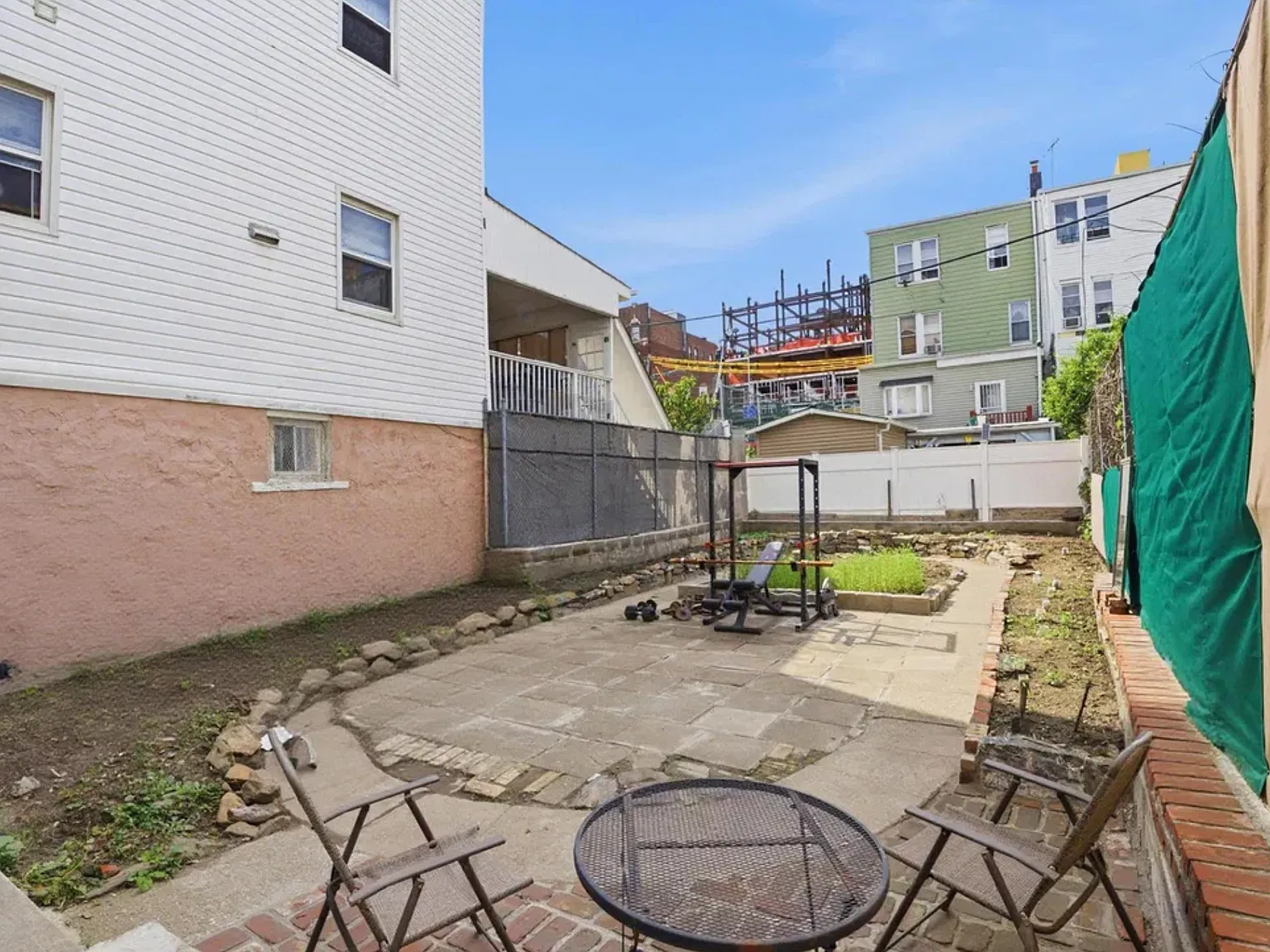 Studio, 400 sqft, $1,100 — Photo 3