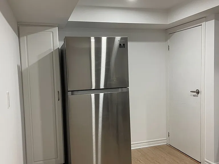 20 Argate Pl #LOWER LEVEL — Photo 5