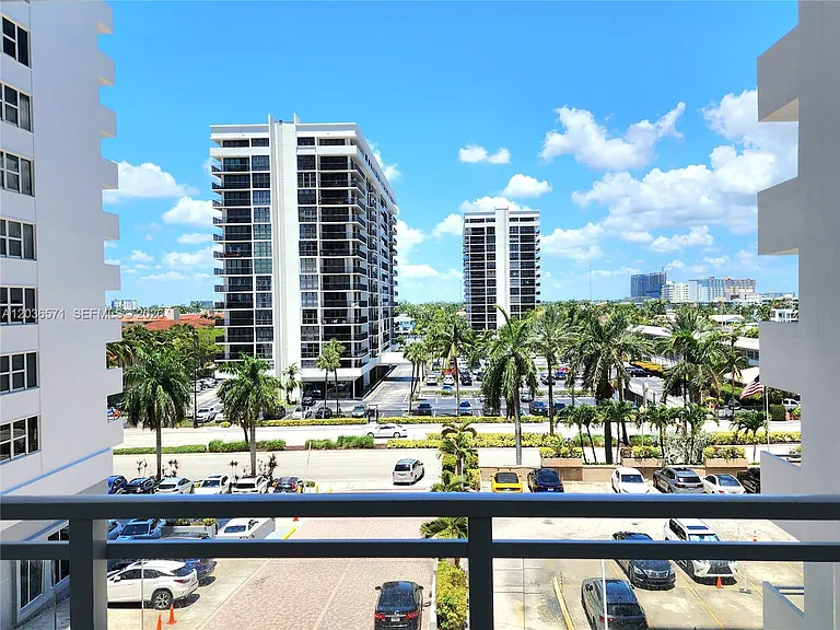 2030 S Ocean Dr #401 — Photo 3