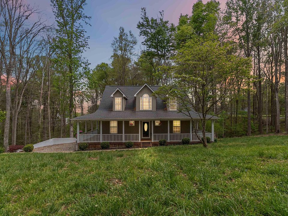 1st image of 120 Cole Ln