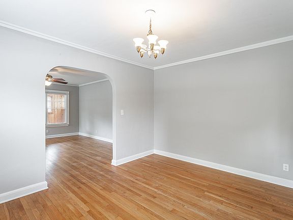 4th image of 12 Orlando Dr