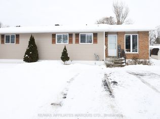 3 Fraser St, South Stormont, ON K0C2A0