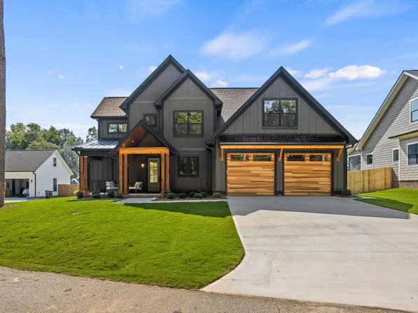 208 Forest Park Dr, Simpsonville, SC 29681