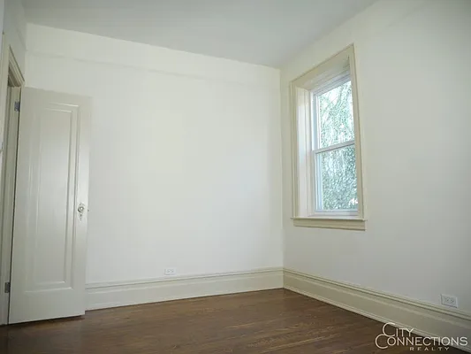 Rented by City Connections Realty | media 29