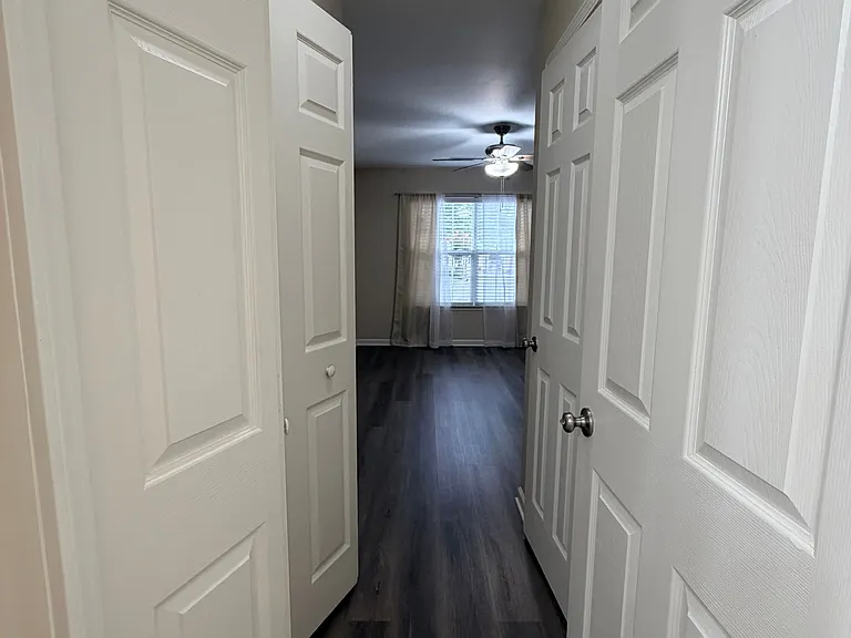 210 Bridford Downs Dr — Photo 6