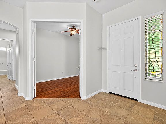 3rd image of 80081 Camino Santa Elise