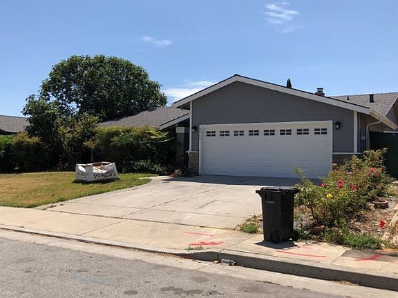 2nd image of 4969 Berkeland Ct