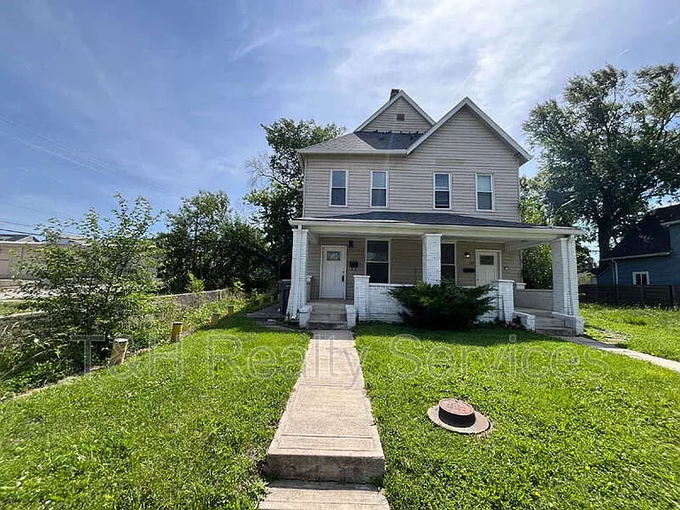 1123 Churchman Ave — Photo 1