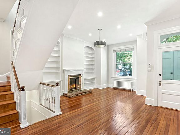 5th image of 3286 N St NW