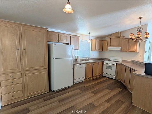 4th image of 7501 Palm Ave Space 77