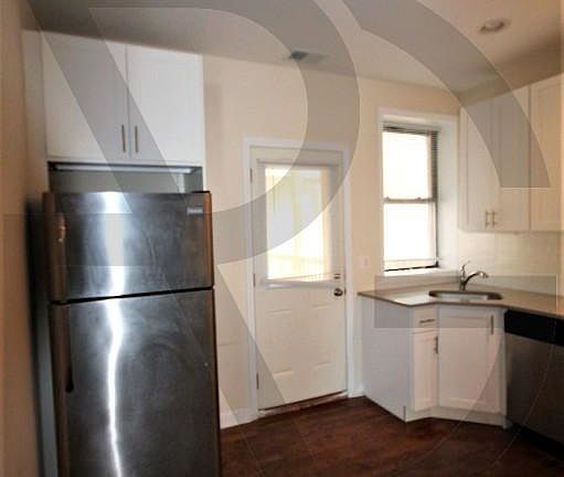 5th image of 1819 W Leland Ave #1827GDN