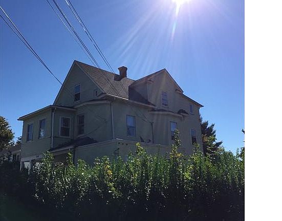 2nd image of 234 Greenwood Ave