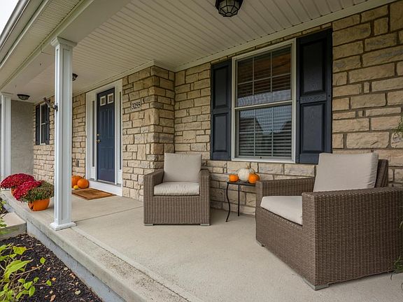 2nd image of 3255 Benbrook Pond Dr