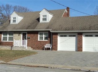 1 Woods Ln, Sayreville, NJ