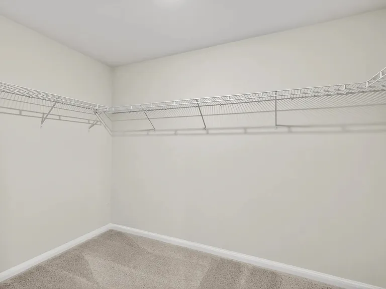 577 Merit Ct — Photo 4