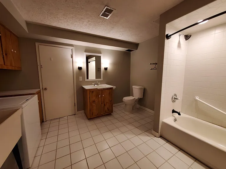 4700 Church Ln — Photo 30
