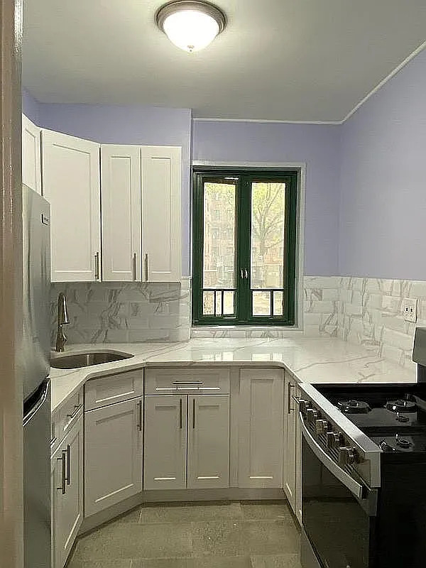 1527 Metropolitan Avenue - 2A — Photo 1
