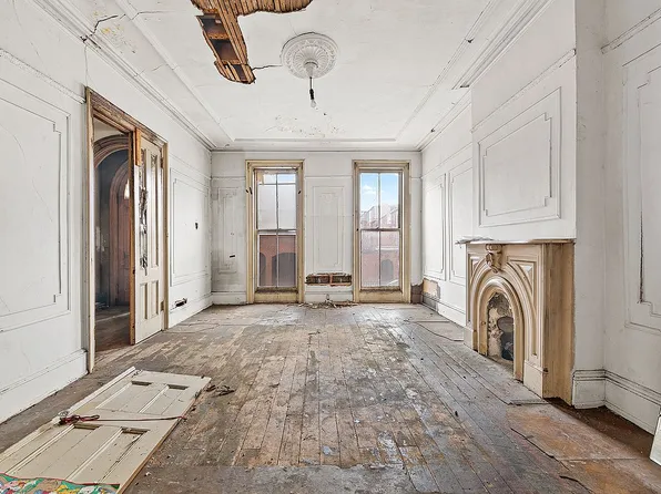 343 Hoyt St, Brooklyn, NY 11231