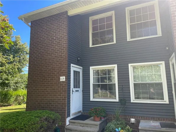 164 Parkwood Ln, Hilton, NY 14468