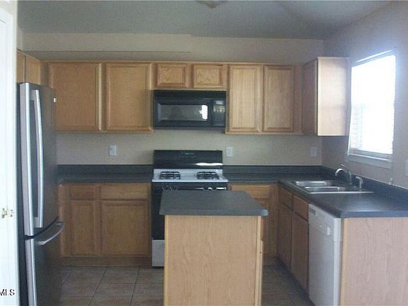 4th image of 7995 Crescent Moon Pl