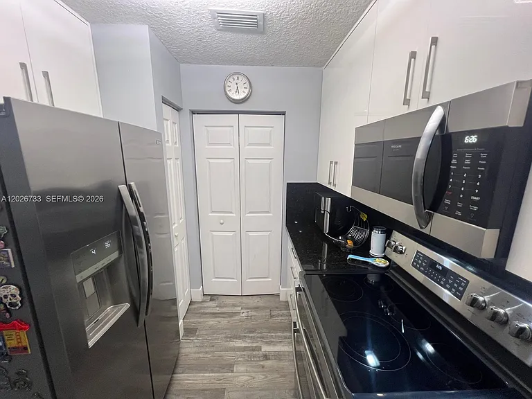 943 SW 143rd Ter #2109 — Photo 15