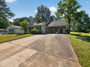 4253 Cypress Dr, Jackson, MS 39212